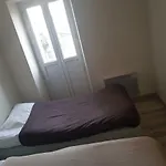 13 Rue De La Fontaine F11